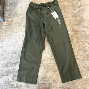 NWT Free Assembly Tapered Pants XS.  Cargo green